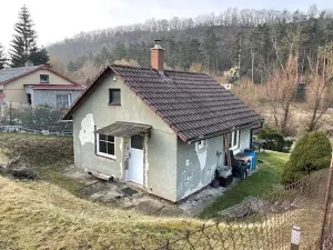 Dražba chaty, Zadní Třebaň, Za Tratí, 37 m2