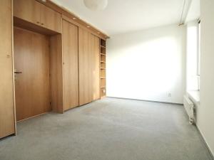 Pronájem bytu 2+kk, Praha - Strašnice, Vinohradská, 58 m2