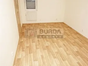 Pronájem bytu 2+kk, Neratovice, 35 m2