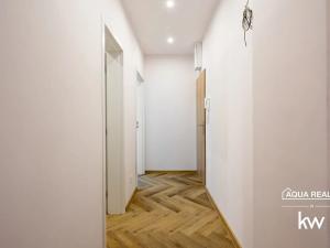 Prodej bytu 3+kk, Karlovy Vary, Šumavská, 68 m2