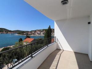 Prodej bytu 4+kk, Tisno, Chorvatsko, 86 m2