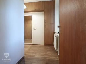 Pronájem bytu 1+kk, Praha - Kbely, Železnobrodská, 40 m2