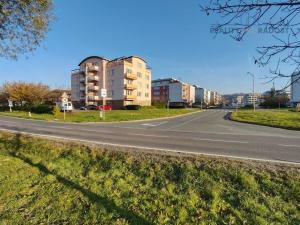 Pronájem bytu 2+kk, Hradec Králové - Třebeš, Zborovská, 55 m2