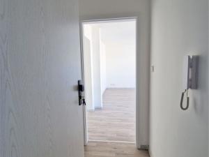 Prodej bytu 3+kk, Milovice - Mladá, Spojovací, 67 m2