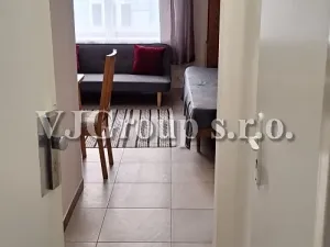 Pronájem bytu 1+kk, Praha - Holešovice, Haškova, 22 m2