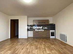 Pronájem bytu 1+kk, Varnsdorf, Nezvalova, 35 m2