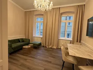 Prodej bytu 2+kk, Karlovy Vary, Zámecký vrch, 41 m2