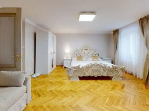 Prodej ubytování, Karlovy Vary, Zámecký vrch, 400 m2