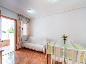 Prodej bytu 3+1, Torrevieja, Španělsko, 65 m2