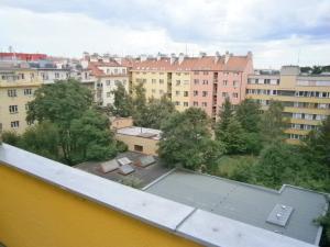Pronájem bytu 1+1, Praha - Nusle, Kloboučnická, 43 m2