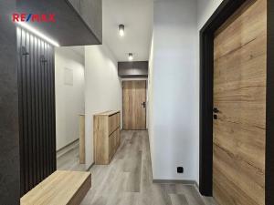 Pronájem bytu 2+kk, Praha - Strašnice, Vinohradská, 58 m2