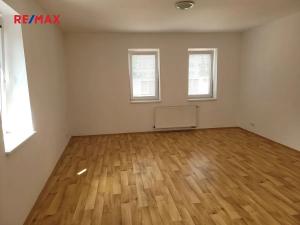 Pronájem bytu 1+kk, Strakonice, Lidická, 37 m2