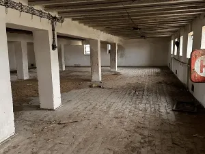 Pronájem výrobních prostor, Melč, 752 m2