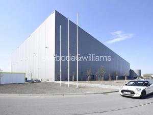 Pronájem skladu, Ostrava, Žižkova, 13500 m2