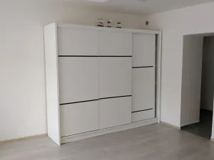 Prodej bytu 1+kk, Kladno, Hradčanská, 33 m2