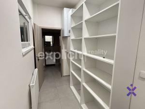 Pronájem bytu 2+kk, Bzenec, náměstí Svobody, 45 m2