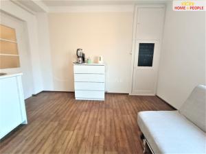 Prodej bytu 2+kk, Cheb, 17. listopadu, 34 m2