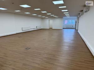 Pronájem obchodního prostoru, Praha - Háje, Hviezdoslavova, 714 m2