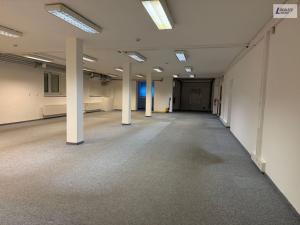 Pronájem obchodního prostoru, Praha - Háje, Hviezdoslavova, 661 m2