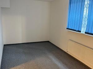 Pronájem obchodního prostoru, Praha - Háje, Hviezdoslavova, 661 m2