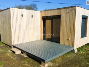 Prodej garáže, Pernštejnské Jestřabí - Maňová, 36 m2