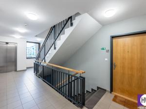 Prodej bytu 3+kk, Praha - Dolní Chabry, 92 m2