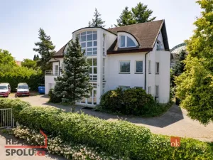 Prodej rodinného domu, Průhonice, U Křížku, 447 m2