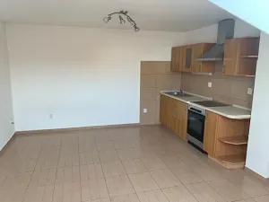 Pronájem bytu 1+kk, Kladno, Čermákova, 30 m2