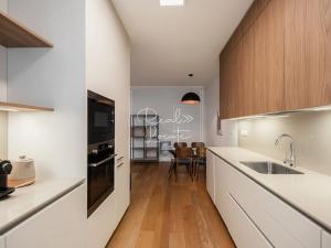 Pronájem bytu 2+kk, Praha - Smíchov, 180 m2