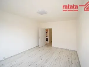 Pronájem bytu 2+1, Chomutov, Kundratická, 60 m2