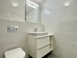 Pronájem bytu 2+kk, Praha - Smíchov, Podbělohorská, 57 m2