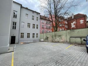 Pronájem obchodního prostoru, Cheb, náměstí Krále Jiřího z Poděbrad, 125 m2