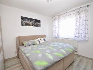 Prodej bytu 3+kk, Polerady, 71 m2