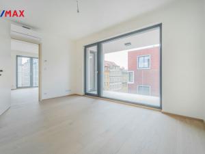 Prodej bytu 2+kk, Praha - Libeň, Kotlaska, 69 m2