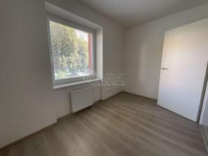 Pronájem bytu 2+kk, Praha - Hloubětín, Na obrátce, 29 m2