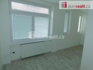 Pronájem obchodního prostoru, Opava - Předměstí, Krnovská, 80 m2