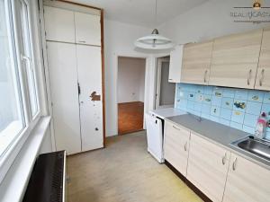 Pronájem bytu 1+1, Liberec, Ještědská, 31 m2