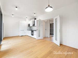 Pronájem bytu 2+kk, Praha - Smíchov, Akáciová, 53 m2