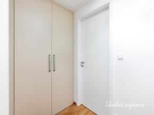 Pronájem bytu 2+kk, Praha - Žižkov, Malešická, 53 m2