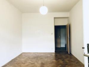 Pronájem bytu 2+kk, Praha - Smíchov, Kmochova, 47 m2