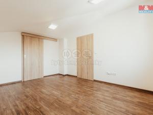 Pronájem bytu 2+kk, Veselí nad Lužnicí, Třída Čs. armády, 86 m2