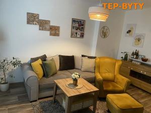 Prodej bytu 2+1, Teplice, Duchcovská, 54 m2