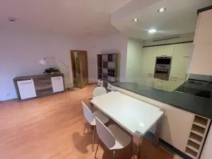 Pronájem bytu 2+kk, Praha - Záběhlice, Kamelova, 62 m2