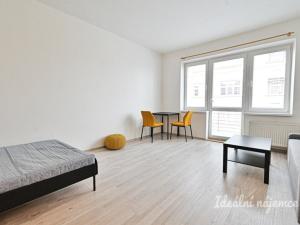 Pronájem bytu 1+kk, Brno - Královo Pole, Slovinská, 37 m2
