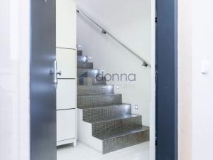 Pronájem bytu 2+kk, Praha - Vysočany, Skloněná, 62 m2