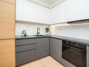 Prodej bytu 3+kk, Praha - Vokovice, Arabská, 56 m2