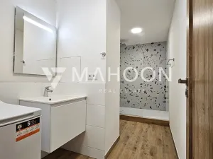 Pronájem bytu 2+kk, Praha - Kobylisy, Libišská, 43 m2