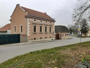 Prodej obchodního prostoru, Čečelice, Všetatská, 650 m2