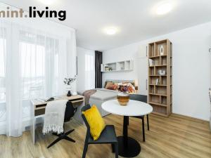 Pronájem bytu 1+kk, Praha - Vysočany, Odkolkova, 38 m2