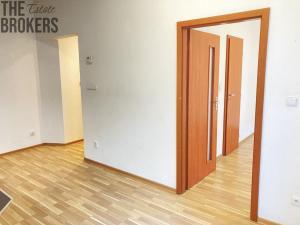 Pronájem bytu 2+kk, Praha - Košíře, Plzeňská, 37 m2